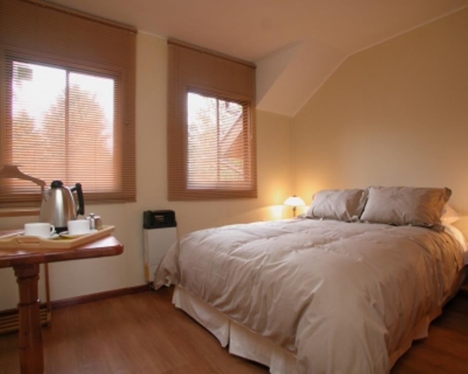Apart Hotel Villa Los Ciruelos Valdivia Bagian luar foto